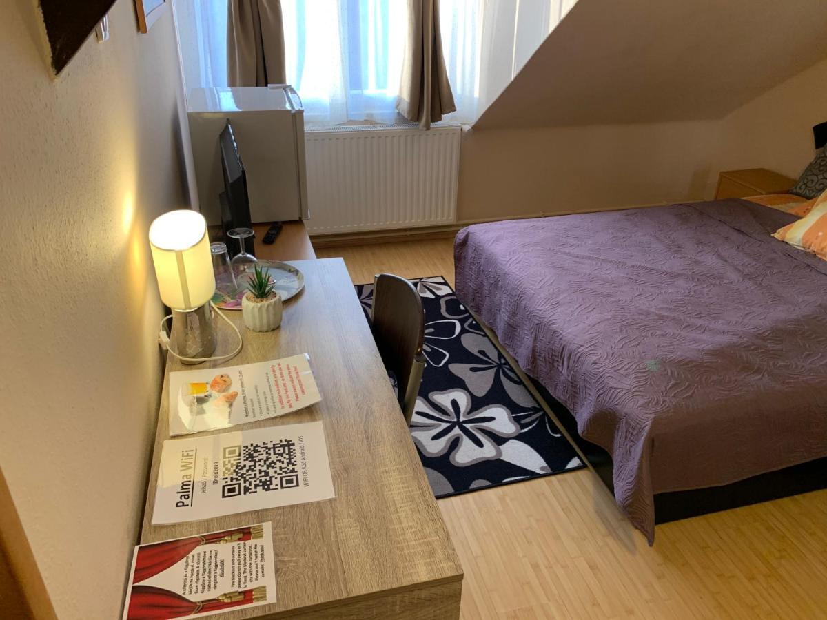 Palma Panzio Hotel Kaposvar Ngoại thất bức ảnh